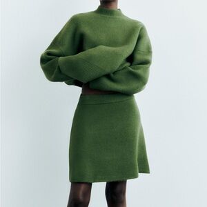 Zara knit mini green skirt size small NWOT